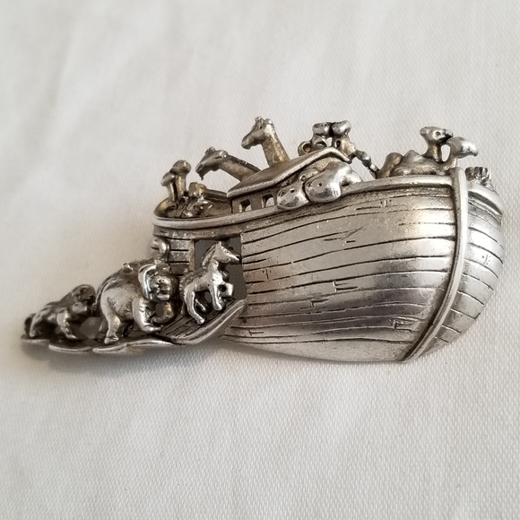 Vintage 80's "AJC" Hallmark Noah's Ark Brooch - Picture 3 of 5